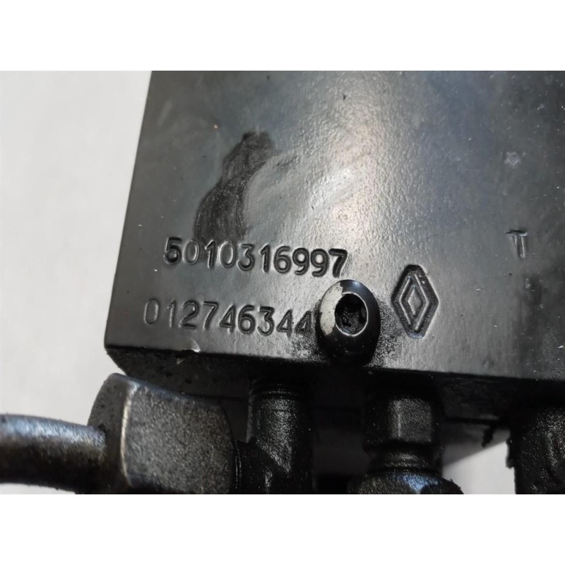 RENAULT truck CAB LIFT PUMP  RENAULT truck Magnum 2001>2010 used