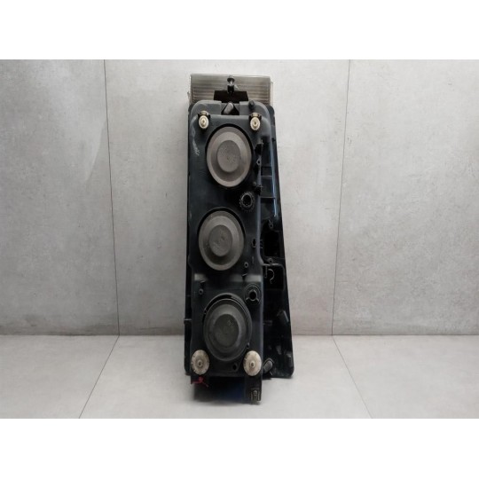 FARO ANTERIORE SINISTRO RENAULT truck Magnum 2001>2010 usato