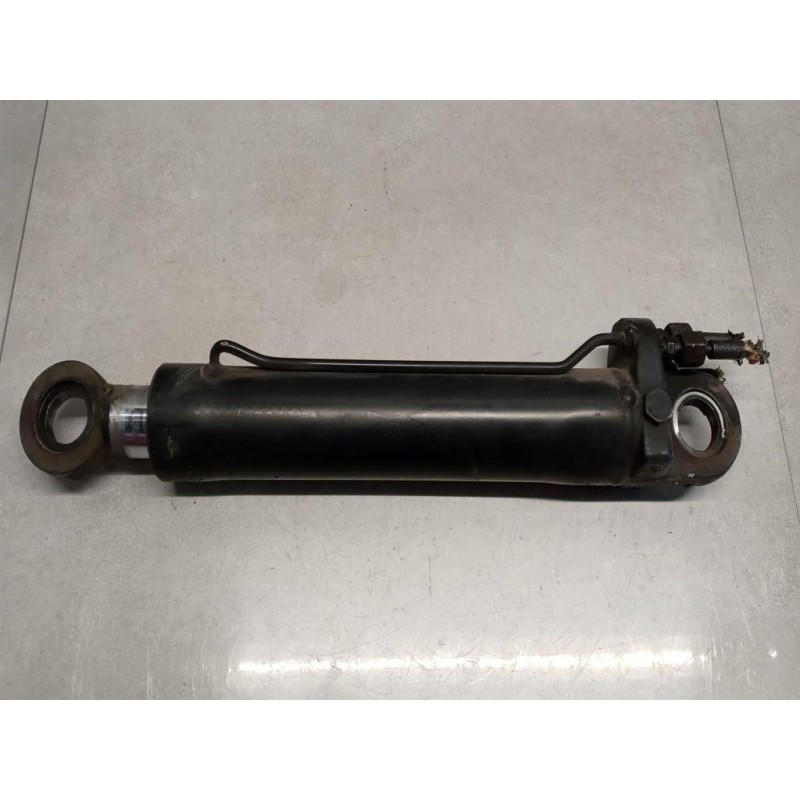 RENAULT truck PISTONE ALZA CABINA RENAULT truck Magnum 2001>2010 usato