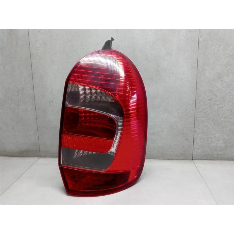 RENAULT FARO POSTERIORE ESTERNO DESTRO RENAULT Modus 2008>2013 usato