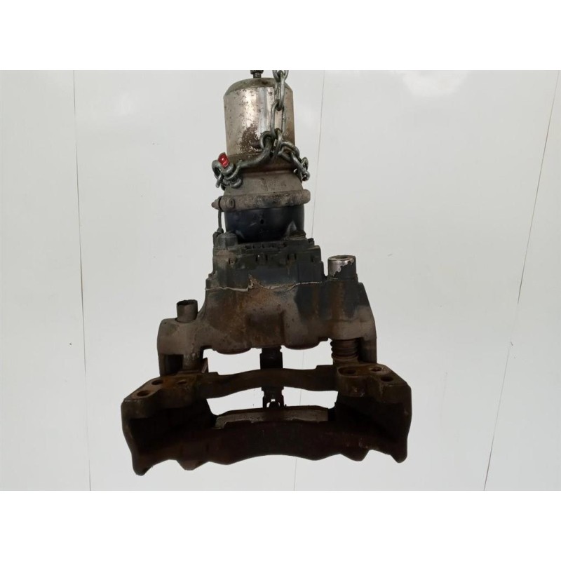 SCANIA RIGHT FRONT CALIPER BRAKE  SCANIA 164 used