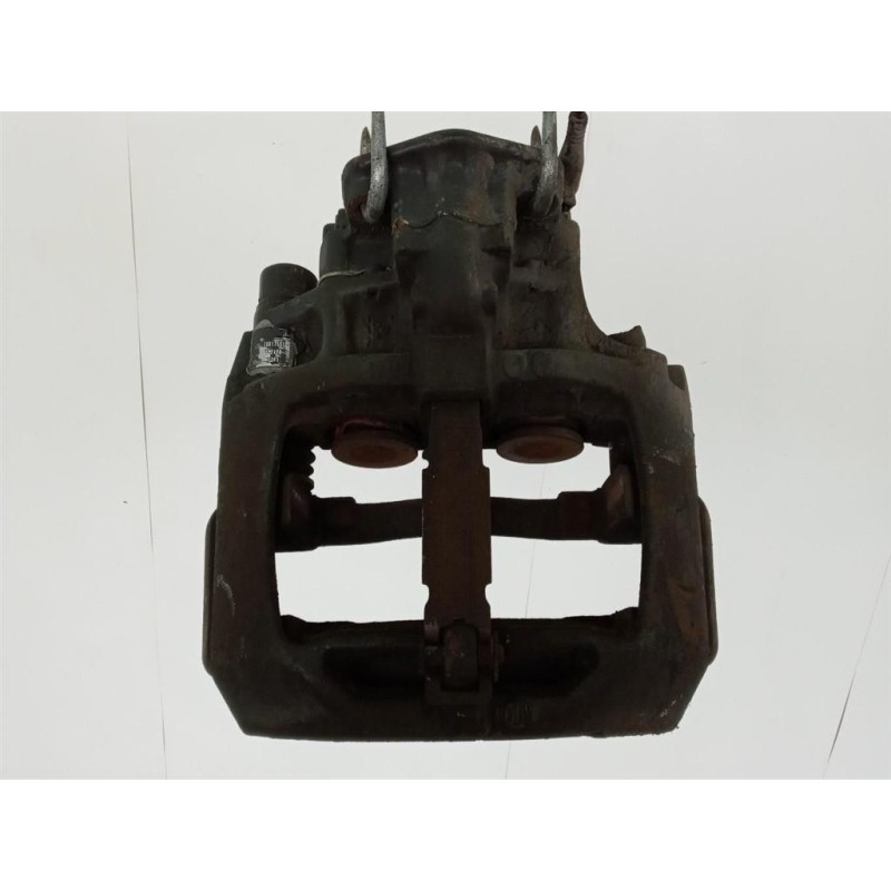 SCANIA PINZA POSTERIORE DESTRA SCANIA 164 usato