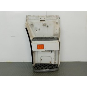 foot up right
 SCANIA 164...