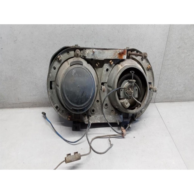 LANCIA FARO ANTERIORE DESTRO LANCIA BetaCoupeSpiderHPE usato