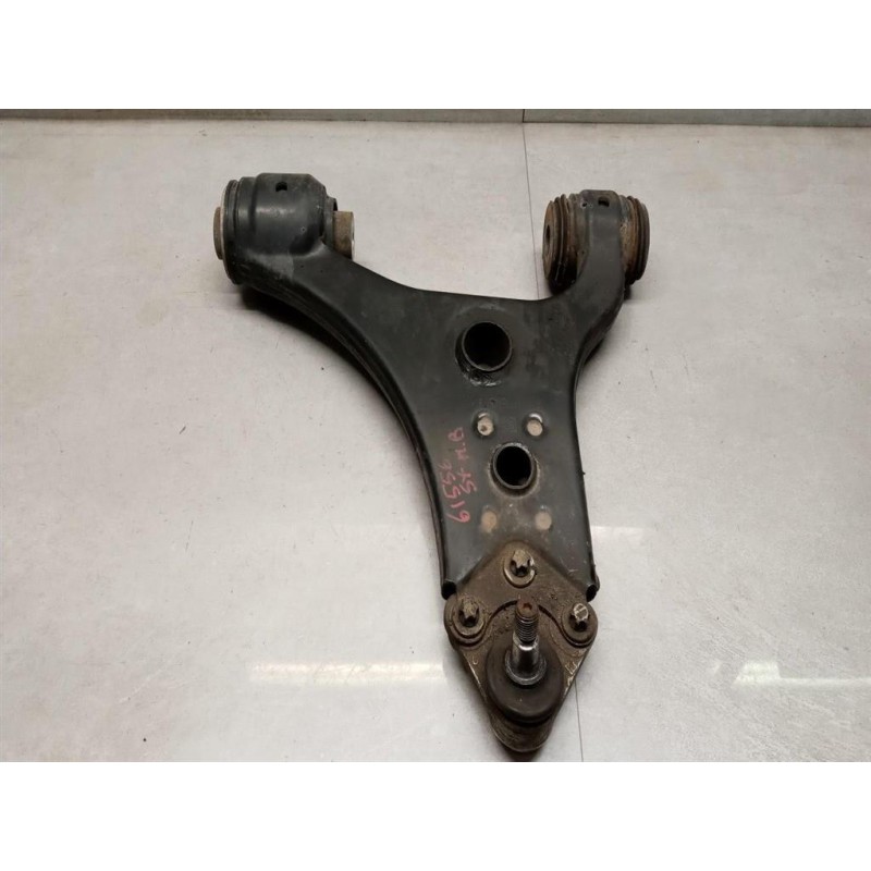 MERCEDES-BENZ CONTROL ARM FRONT LOWER LEFT  MERCEDES-BENZ Classe A (W169) 2004>2008 used