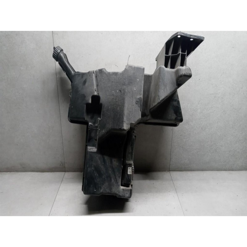 MERCEDES-BENZ truck VASCHETTA ACQUA TERGI PARABREZZA MERCEDES-BENZ truck Actros euro 6 2014>2021 usato