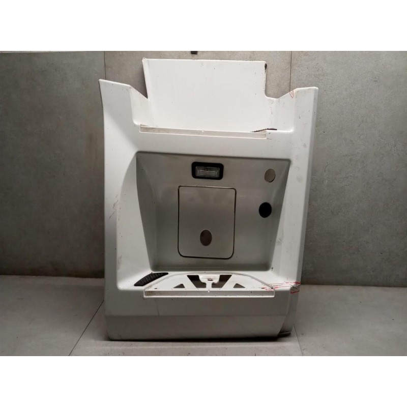 MERCEDES-BENZ truck PEDANA SALITA A/DX MERCEDES-BENZ truck Actros euro 6 2014>2021 usato