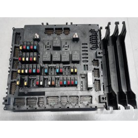 FUSE BOX MERCEDES-BENZ...