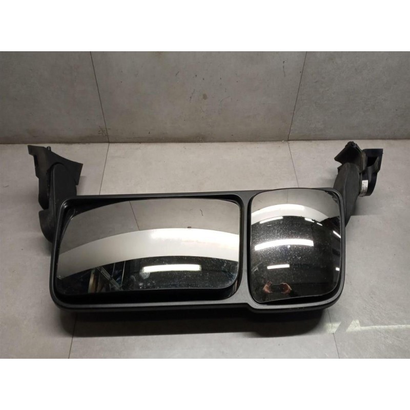 MERCEDES-BENZ truck RETROVISORE ELETTRICO SINISTRO MERCEDES-BENZ truck Actros euro 6 2014>2021 usato