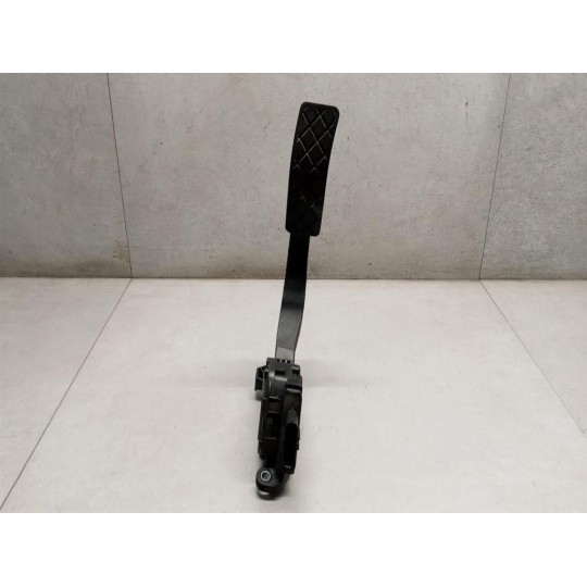 ELETRONIC THROTTLE PEDAL  AUDI A4 2011>2015 used