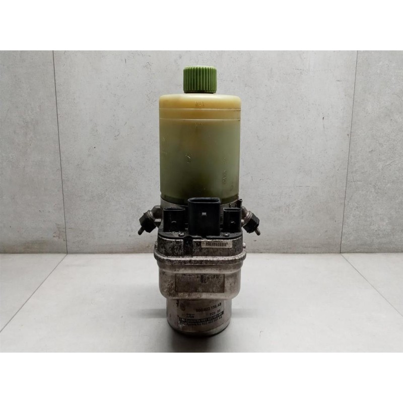 VOLKSWAGEN STEERING PUMP VOLKSWAGEN Polo 2001>2005 used