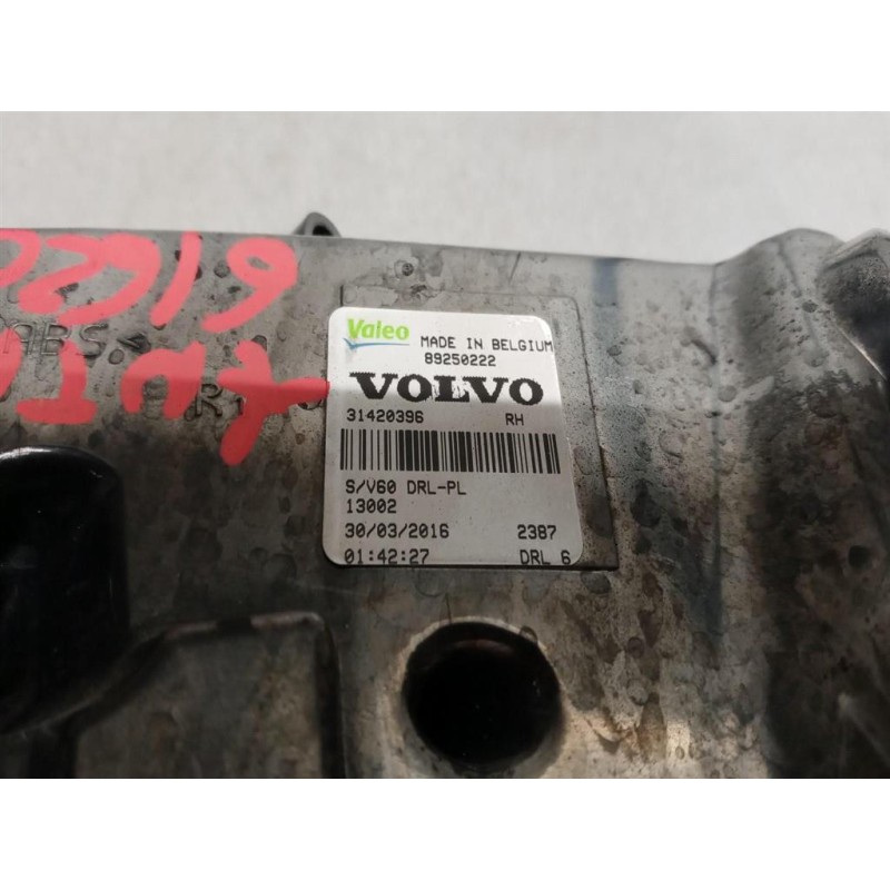 VOLVO RIGHT HEADLIGHT LED LAMP  VOLVO S60 2013>2018 used