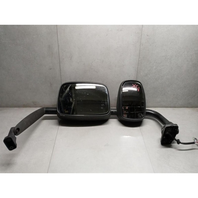 DAF RIGHT ELETRIC REAR-VIEW MIRROR  DAF 85CF used