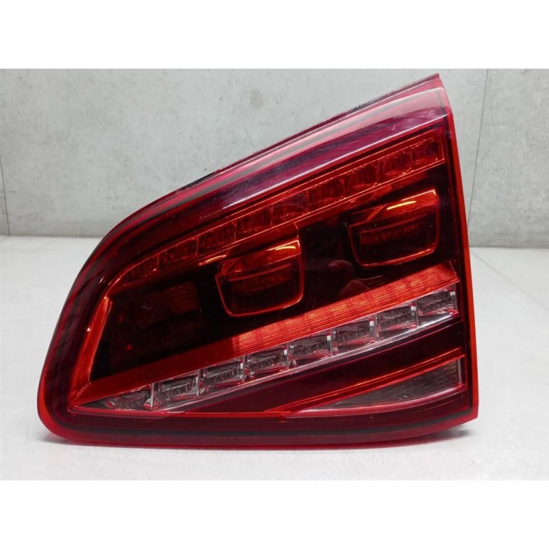 VOLKSWAGEN RIGHT REAR LED LIGHT ON BACK VOLKSWAGEN Golf 7 2012>2016 used