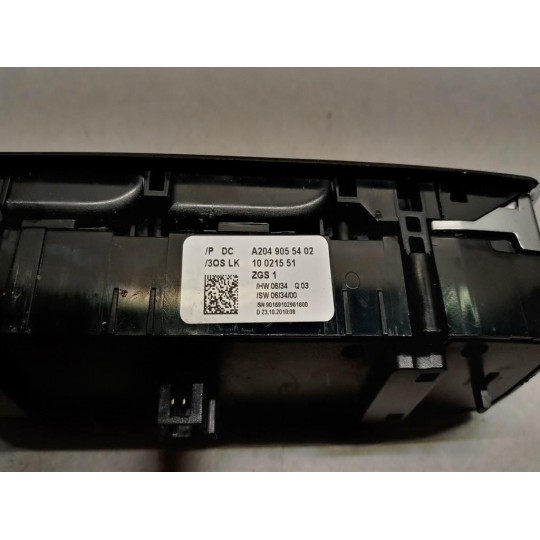 VARIOUS SWITCHES AND BUTTONS A
 MERCEDES-BENZ Classe C (W204) 2007>2011 used