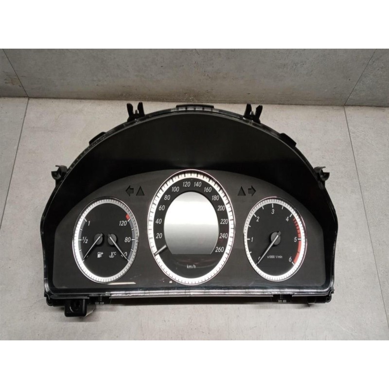MERCEDES-BENZ QUADRO STRUMENTI MERCEDES-BENZ Classe C (W204) 2007>2011 usato