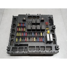 FUSE BOX MERCEDES-BENZ...