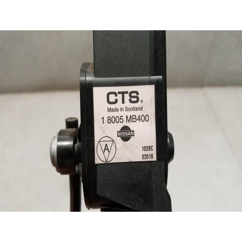 NISSAN truck ELETRONIC THROTTLE PEDAL  NISSAN truck Cabstar 2006> used