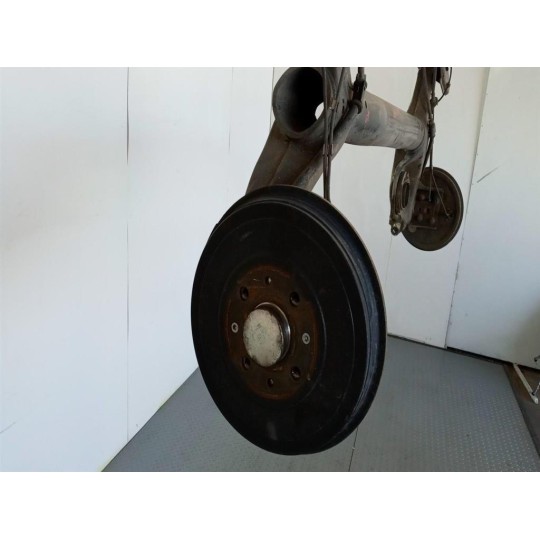 ASSALE POSTERIORE OPEL Corsa E 2014>2019 usato