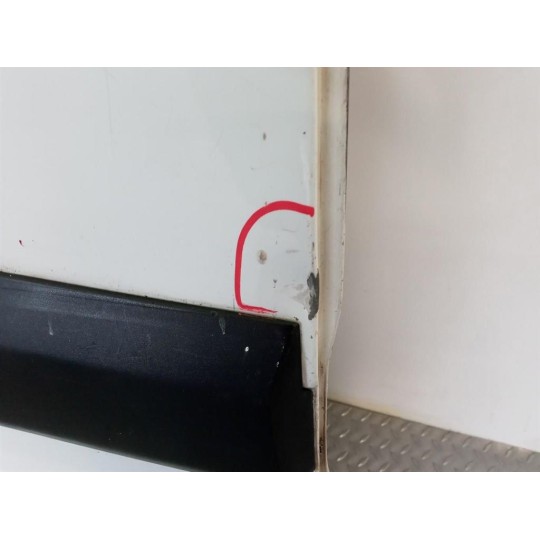 PORTACARICO SCORREVOLE DESTRO FIAT Doblo' 2005>2009 usato