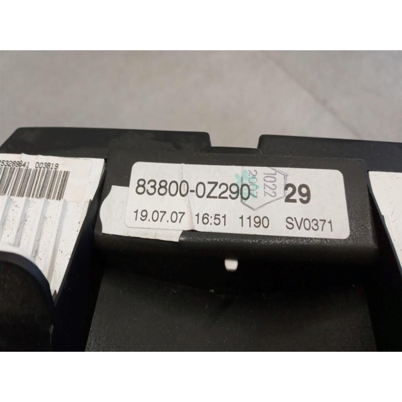 TOYOTA QUADRO STRUMENTI TOYOTA Auris 2007>2010 usato