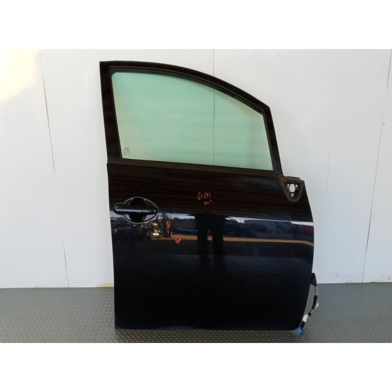 TOYOTA RIGHT FRONT DOOR  TOYOTA Auris 2007>2010 used