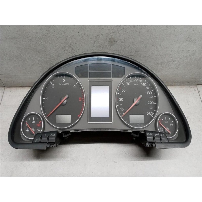 AUDI QUADRO STRUMENTI AUDI A4 2000>2004 usato