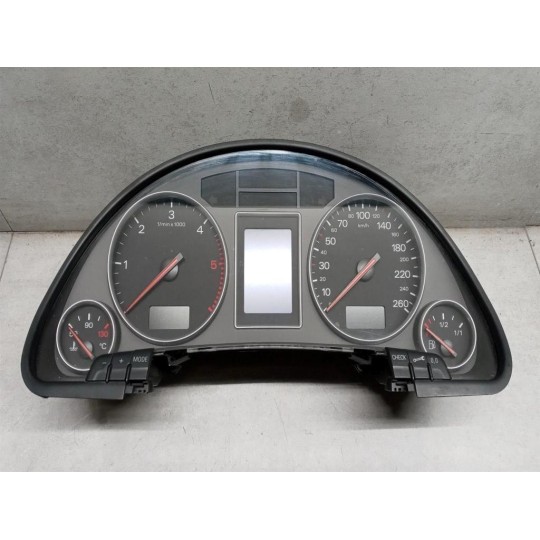 QUADRO STRUMENTI AUDI A4 2000>2004 usato