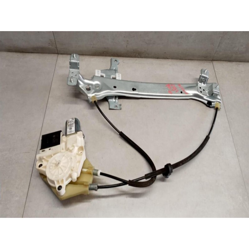 RENAULT ALZA VETRI POSTERIORI DESTRO RENAULT Megane 2014>2016 usato