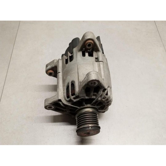 ALTERNATORE RENAULT Megane 2014>2016 usato
