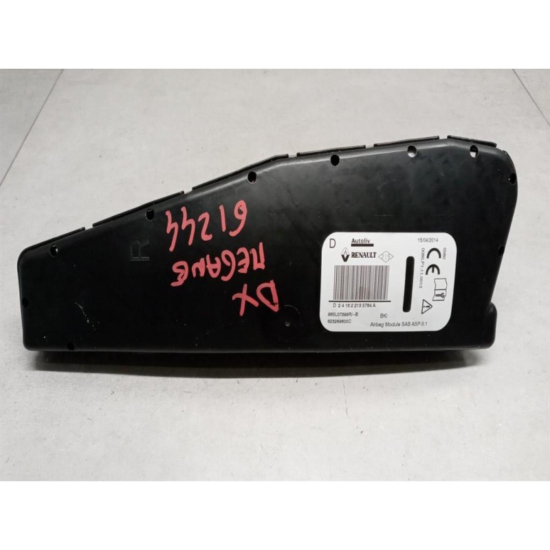 RENAULT AIR BAG LATERALE DESTRO RENAULT Megane 2014>2016 usato