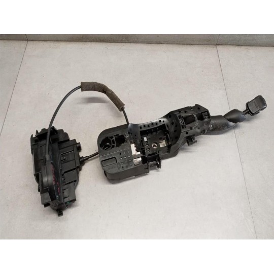 SERRATURA SCROCCO RENAULT Megane 2014>2016 usato