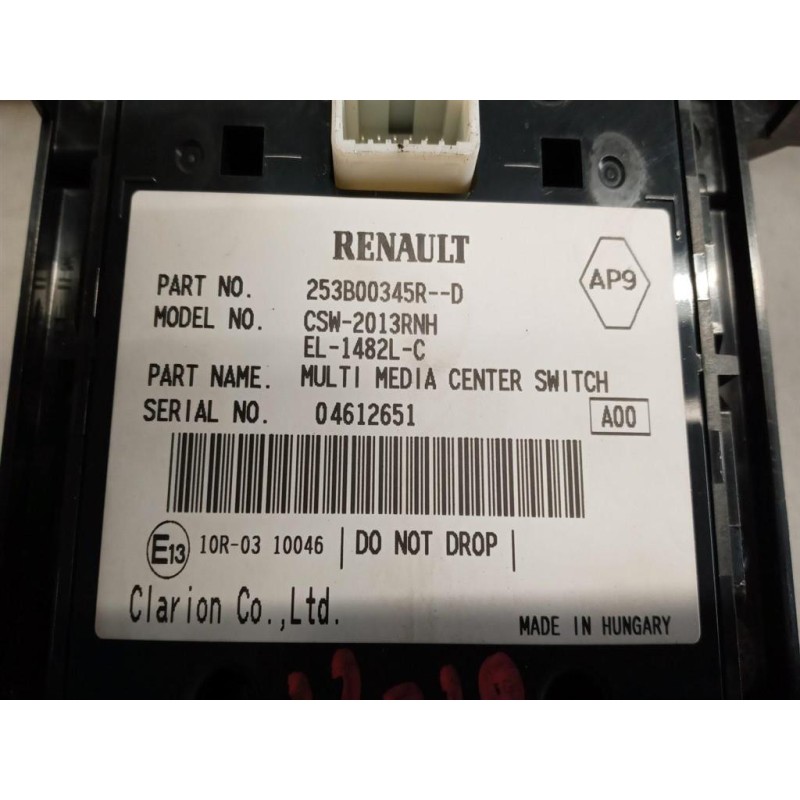 RENAULT INTERRUTTORI E PULSANTI ABITACOLO RENAULT Megane 2014>2016 usato