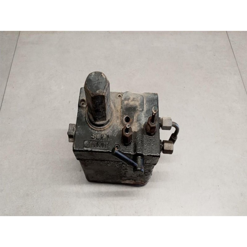 MAN CAB LIFT PUMP  MAN TG-A 2000>2007 used