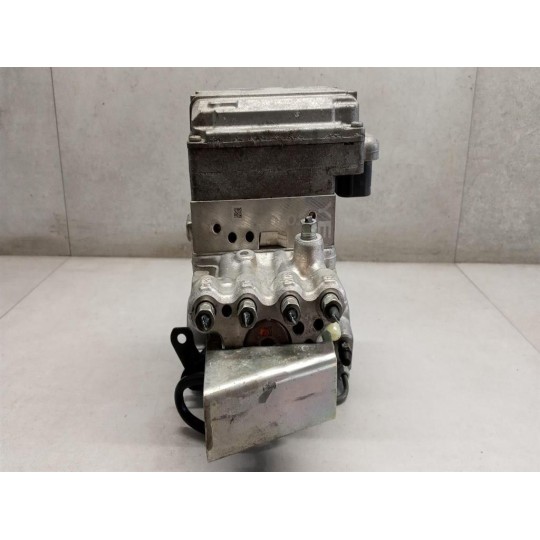 GRUPPO ABS TOYOTA Yaris 2011>2014 usato