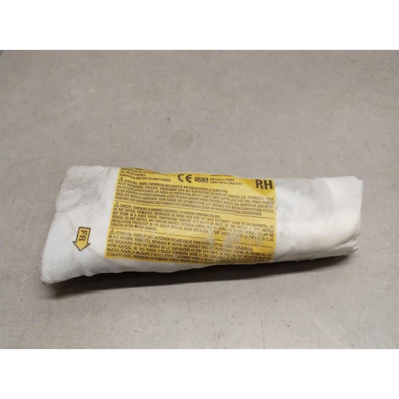 TOYOTA AIR BAG LATERALE DESTRO TOYOTA Yaris 2011>2014 usato