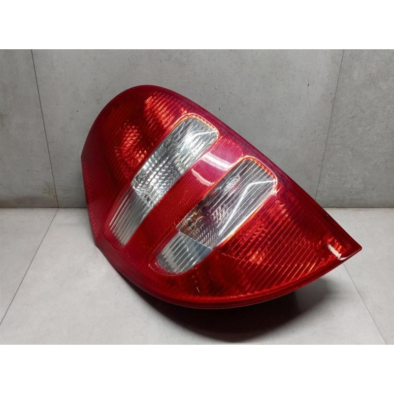 MERCEDES-BENZ FARO POSTERIORE ESTERNO SINISTRO MERCEDES-BENZ Classe A (W169) 2004>2008 usato