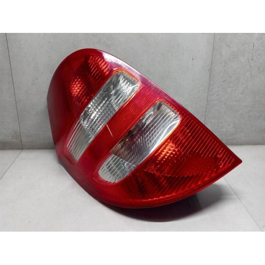 FARO POSTERIORE ESTERNO SINISTRO MERCEDES-BENZ Classe A (W169) 2004>2008 usato