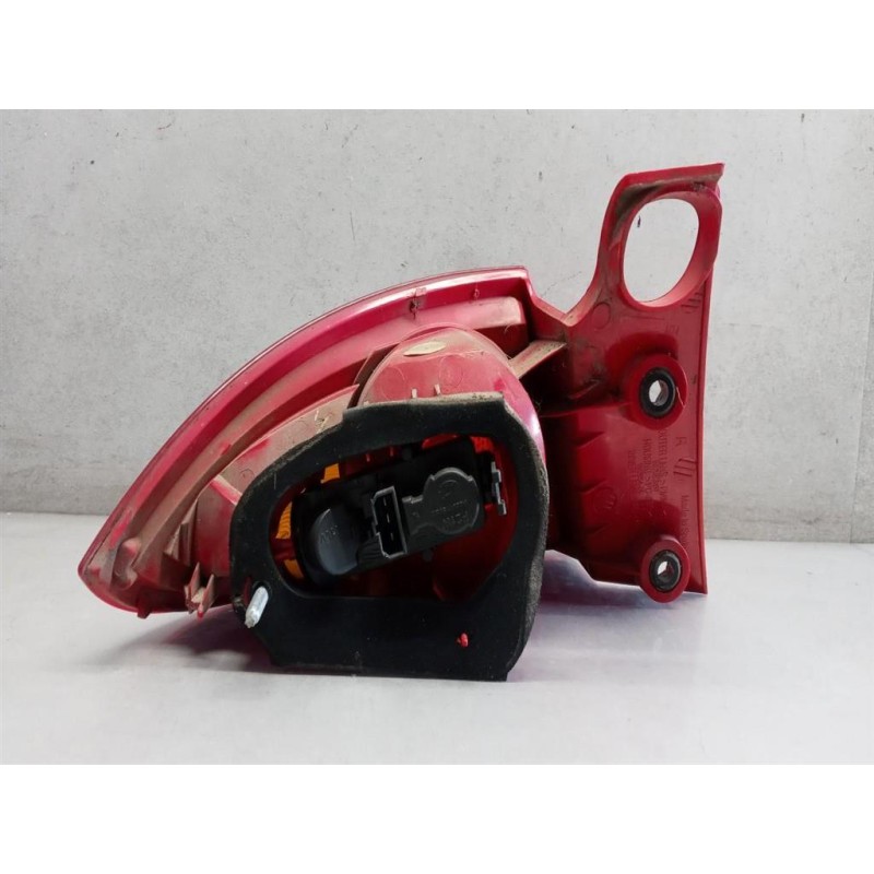 SEAT FARO POSTERIORE ESTERNO DESTRO SEAT Leon 2005>2009 usato