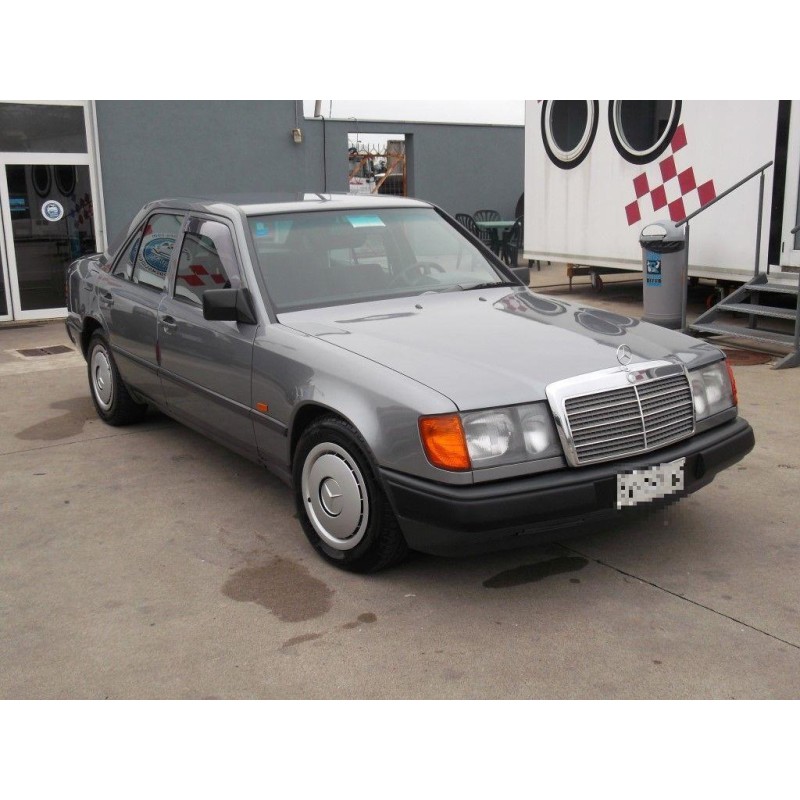 MERCEDES-BENZ MERCEDES-BENZ 200E