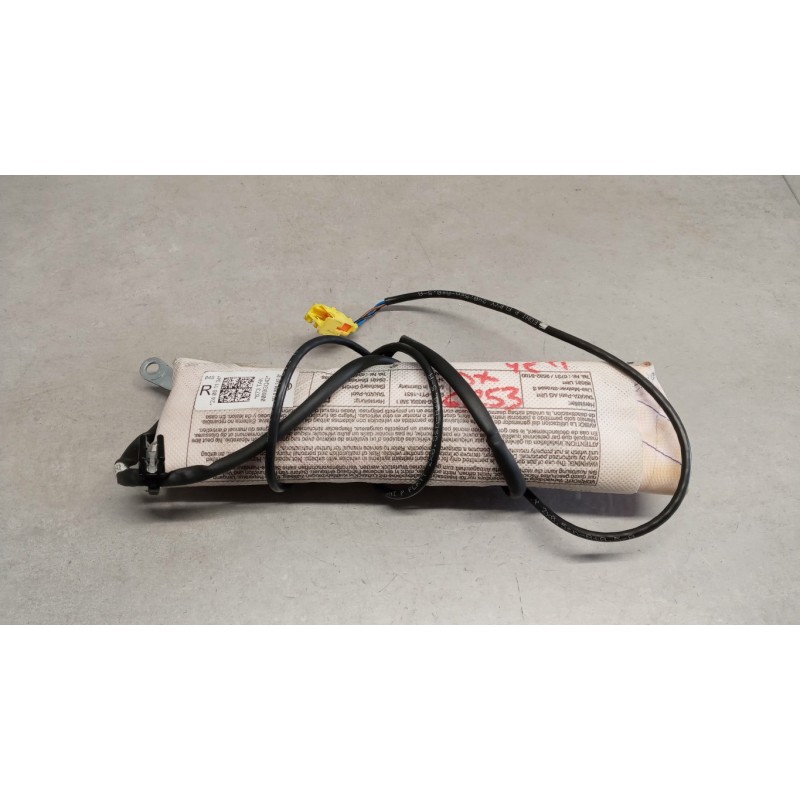 SKODA AIR BAG LATERALE DESTRO SKODA Yeti 2009>2012 usato