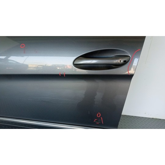 PORTA ANTERIORE SINISTRA MERCEDES-BENZ Classe B (W245) 2008>2011 usato