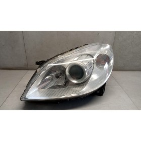 FRONT LEFT FLASHLIGHT...