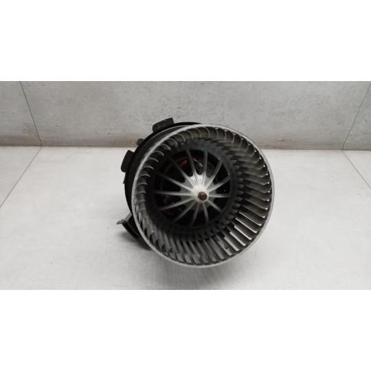 INTERNAL FUN MOTOR  VOLKSWAGEN van Crafter 2006>2016 used