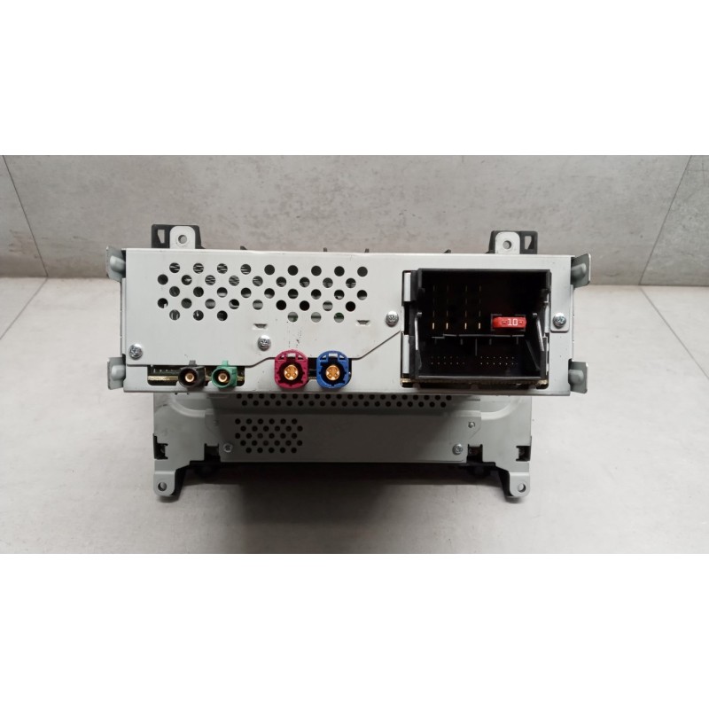 VOLKSWAGEN van AUTORADIO VOLKSWAGEN van Crafter 2006>2016 usato