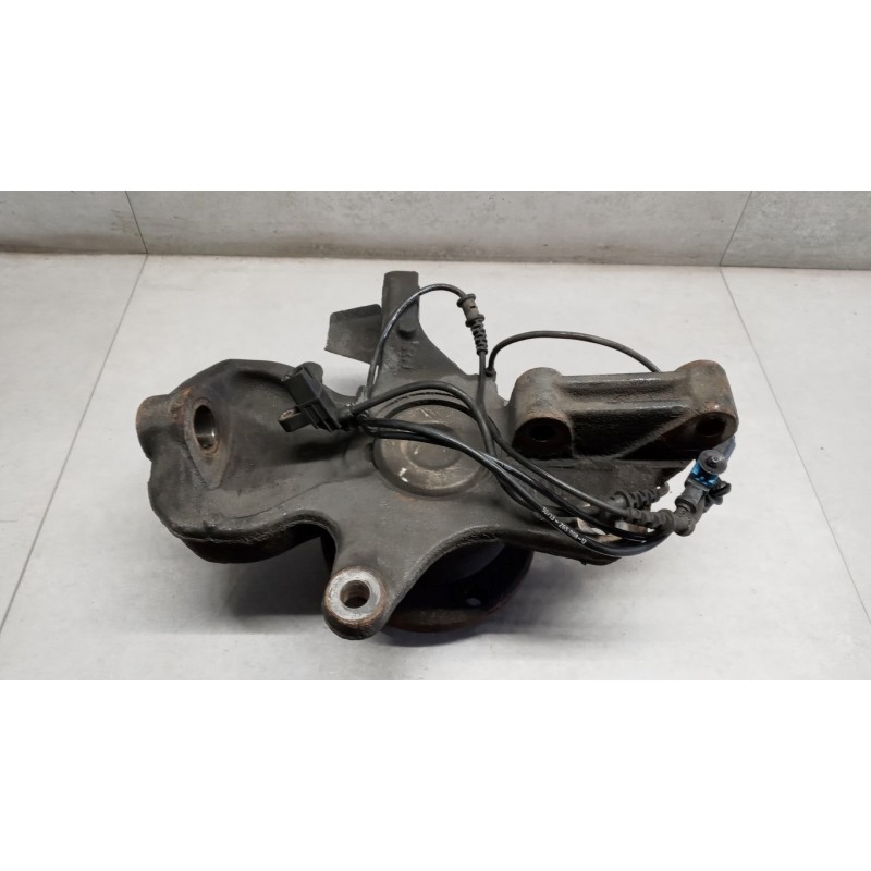 VOLKSWAGEN van MONTANTE COMPLETO DESTRO VOLKSWAGEN van Crafter 2006>2016 usato