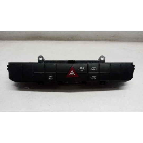 VARIOUS SWITCHES AND BUTTONS B
 VOLKSWAGEN van Crafter 2006>2016 used