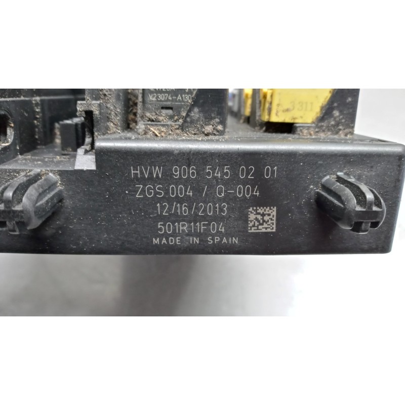 VOLKSWAGEN van SCATOLA FUSIBILI VOLKSWAGEN van Crafter 2006>2016 usato