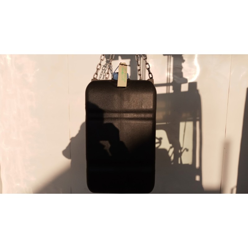 VOLVO truck SERBATOIO ADBLUE VOLVO truck FH euro 6 usato