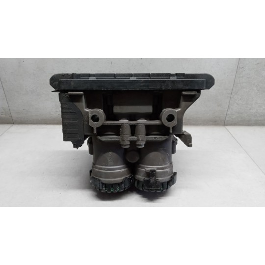 VARIE FRENI 1 VOLVO truck FH euro 6 usato